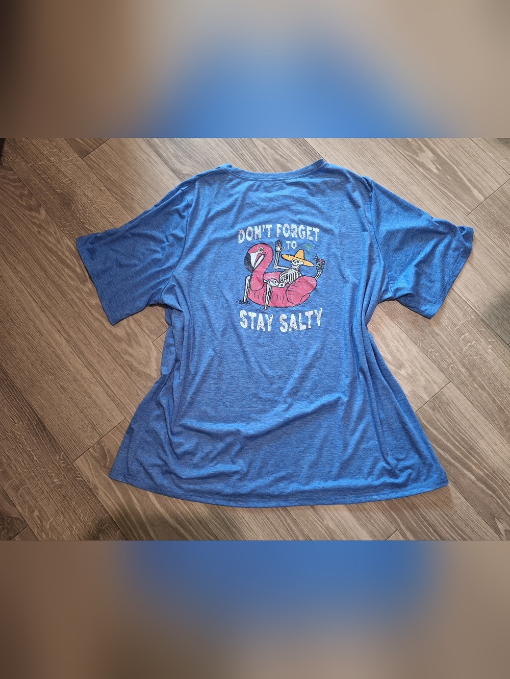 Woman's Graphic Tee size 5XL